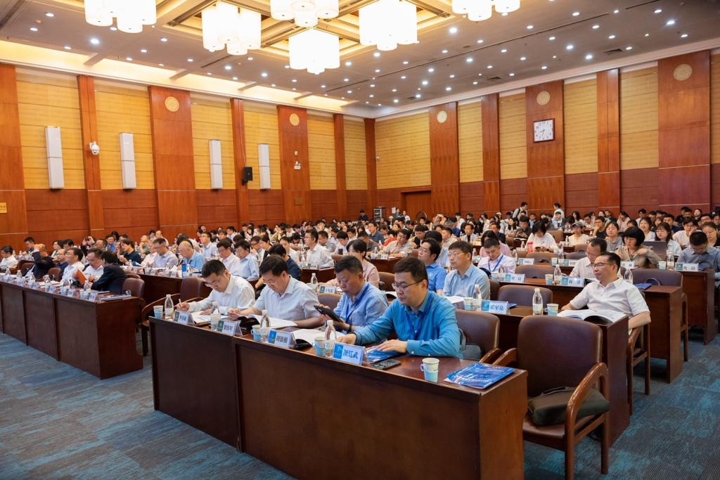 会议全场(学通社记者 宁怡然 摄)_proc